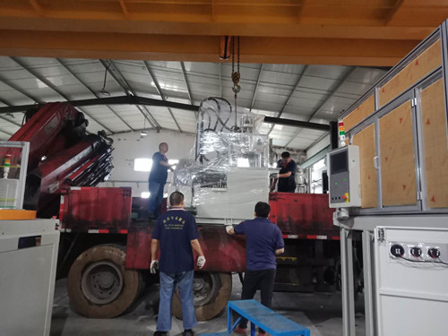 全自動立式注塑機 全自動立式注塑機