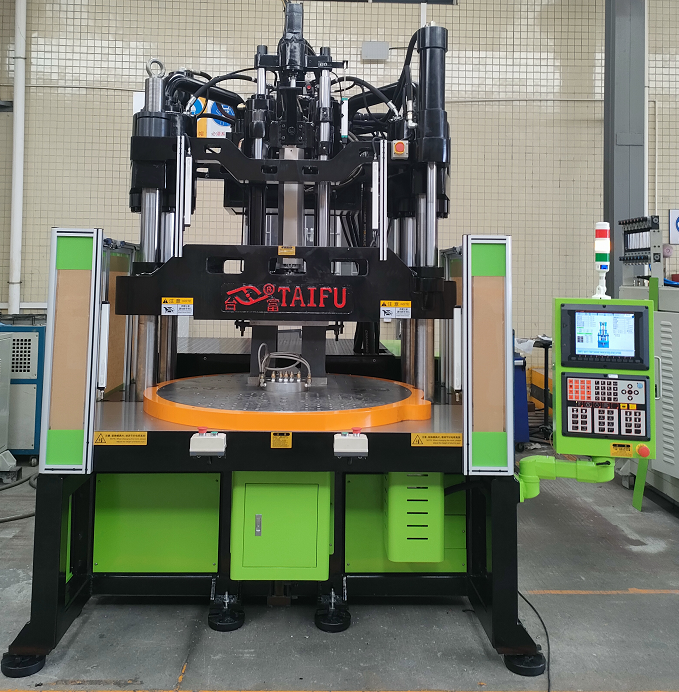 立式轉盤注塑機